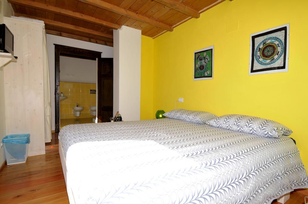 B&B Borgo Massovrana Castel di Casio Room photo