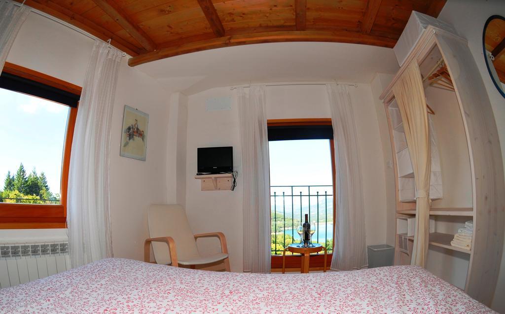 B&B Borgo Massovrana Castel di Casio Exterior photo