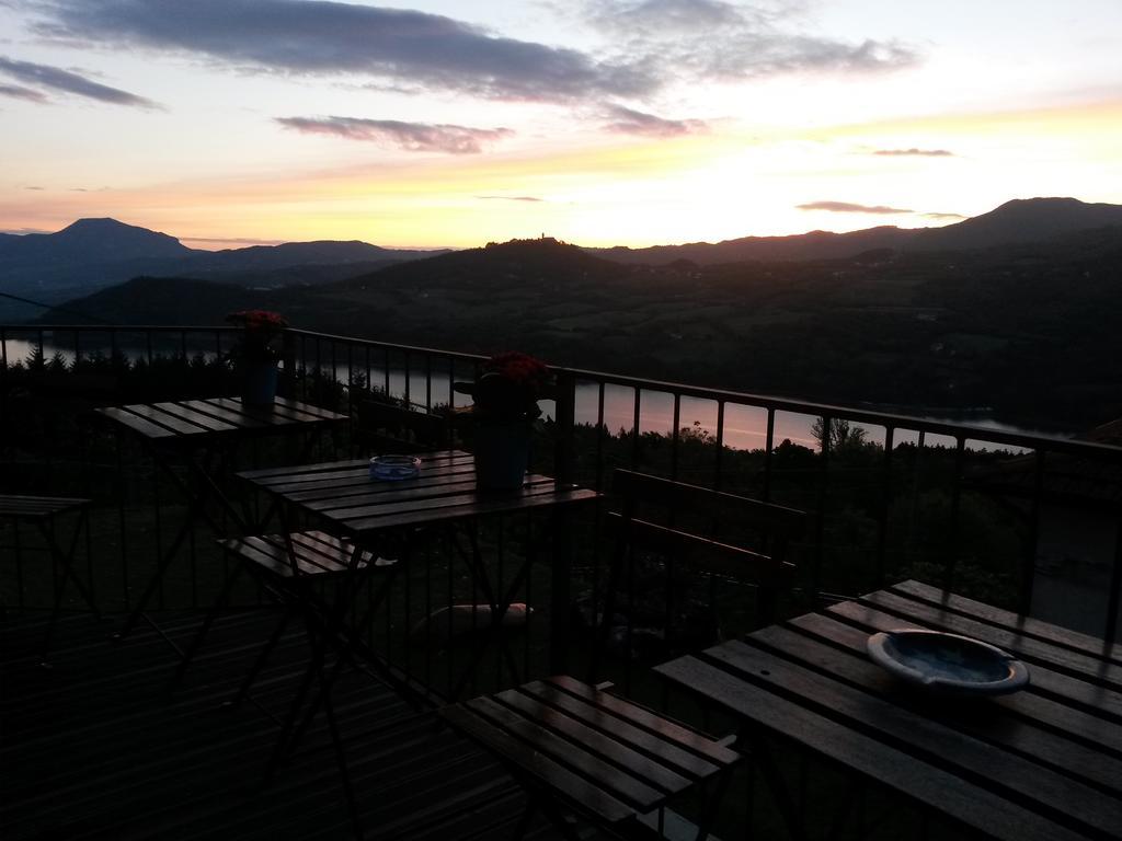 B&B Borgo Massovrana Castel di Casio Exterior photo